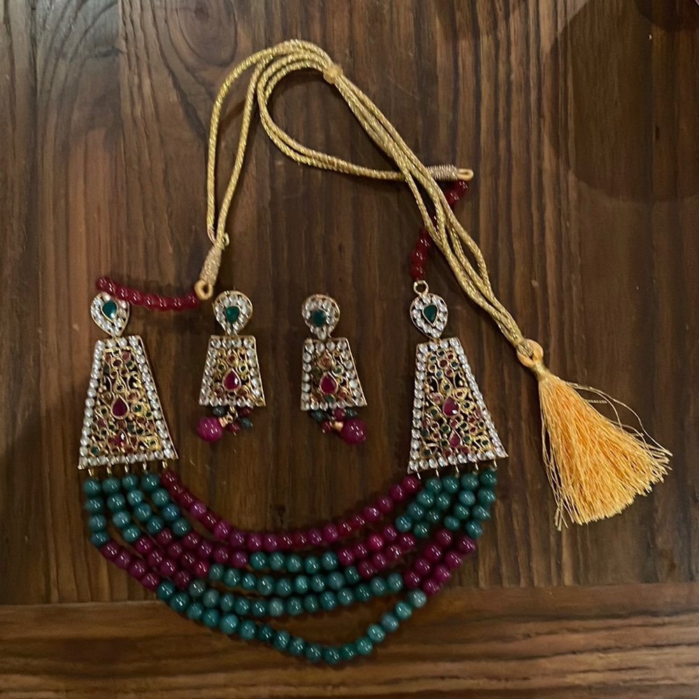 Indian Bollywood vintage jewelry. Imitation but looks real!